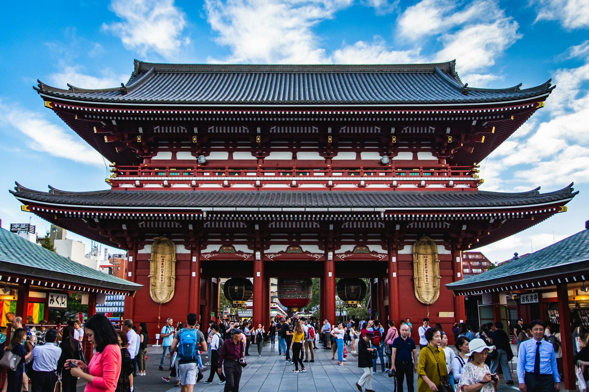 The great red gate of Senso-ji in Asakusa